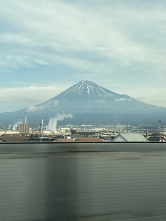 息子の欲求を認めて欲しいものは買ってきたのに頑張って勉強しません